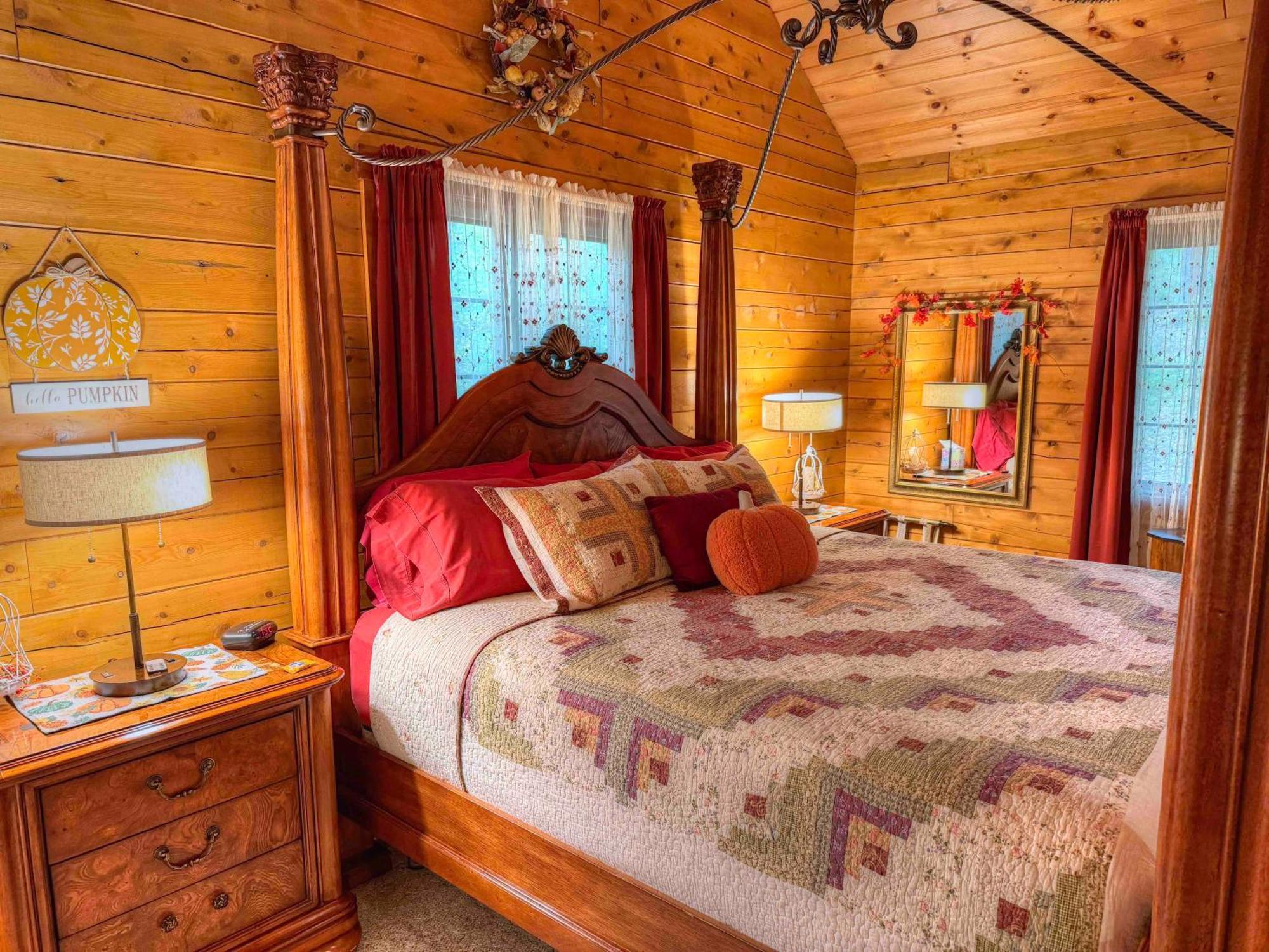 Ferngully Creek Cabins Millersburg Esterno foto