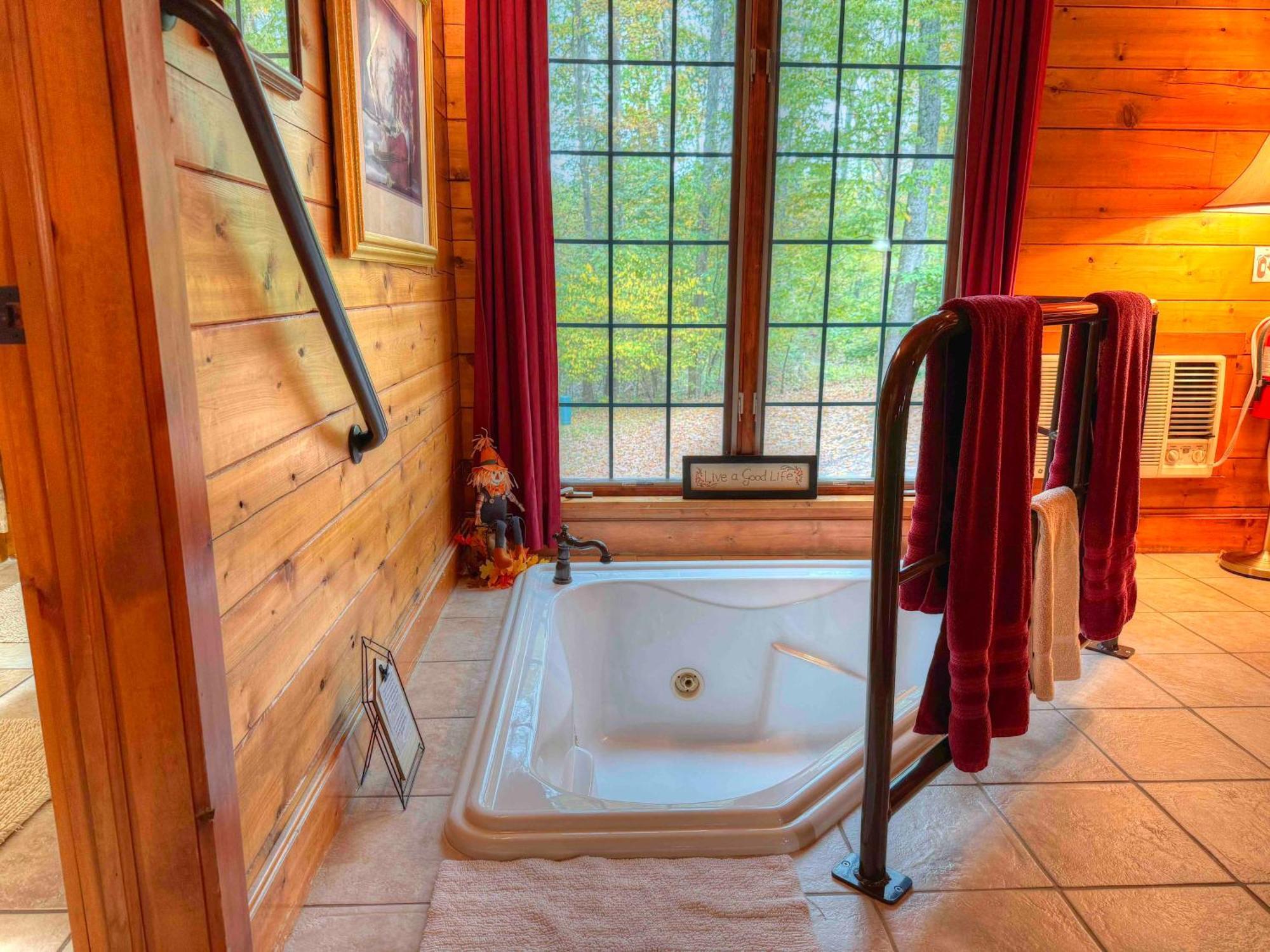 Ferngully Creek Cabins Millersburg Esterno foto