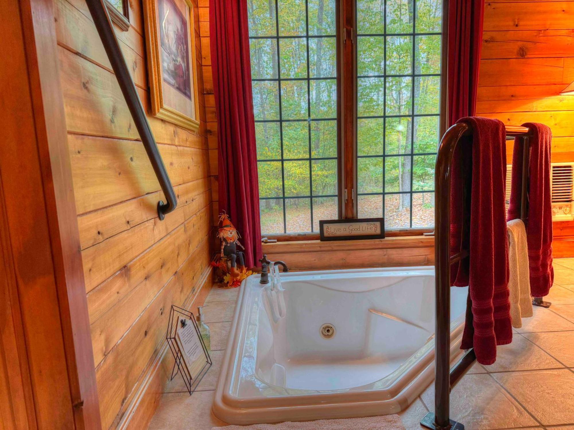 Ferngully Creek Cabins Millersburg Esterno foto